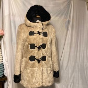 URBANCODE LONDON FAUX FUR WOMEN COAT